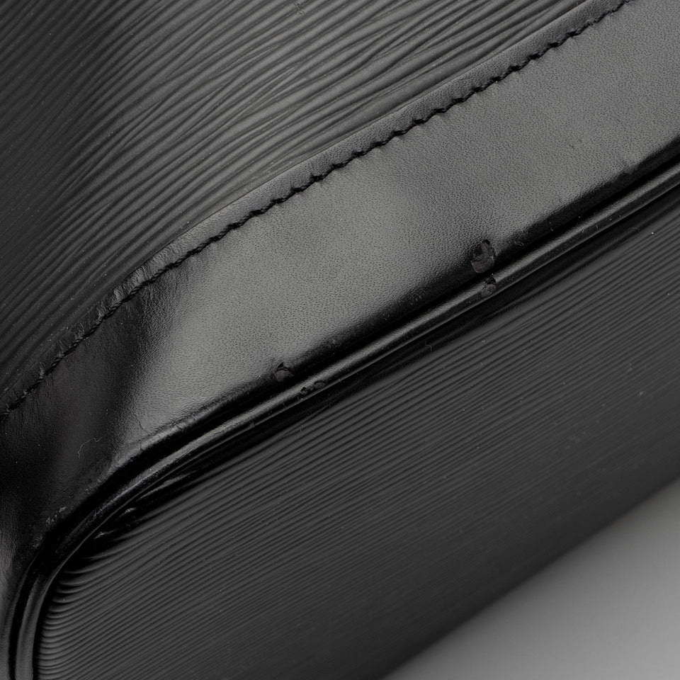 Louis Vuitton Epi Leather Alma PM Satchel (SHF-ZbcQp6)