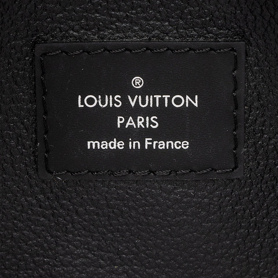 Louis Vuitton Epi Leather Cosmetic Pouch (SHF-18541)