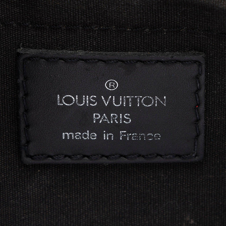Louis Vuitton Epi Segur Pochette Shoulder Bag (SHF-17720)