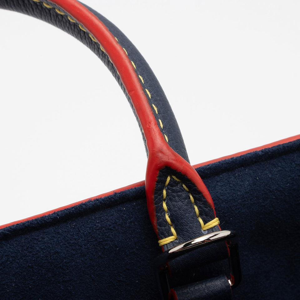 Louis Vuitton Epi Leather Twist Tote (SHF-In7Ftu)