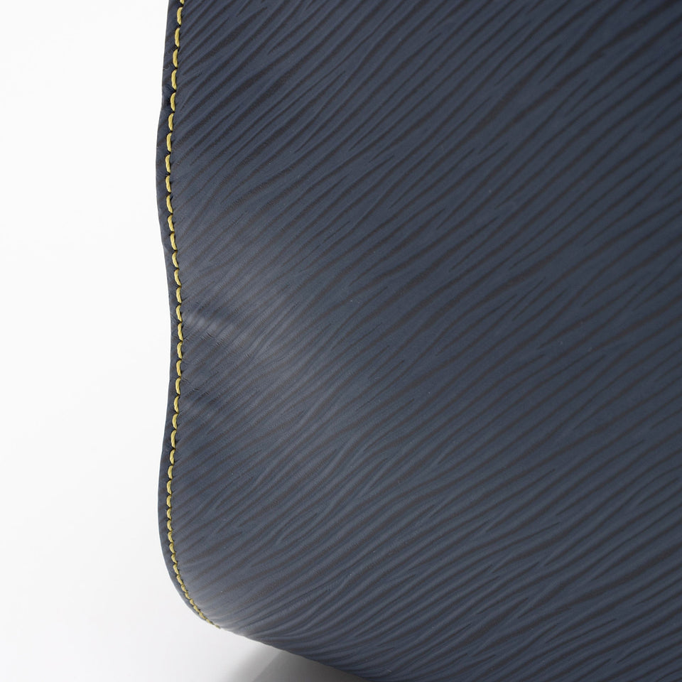 Louis Vuitton Epi Leather Twist Tote (SHF-In7Ftu)