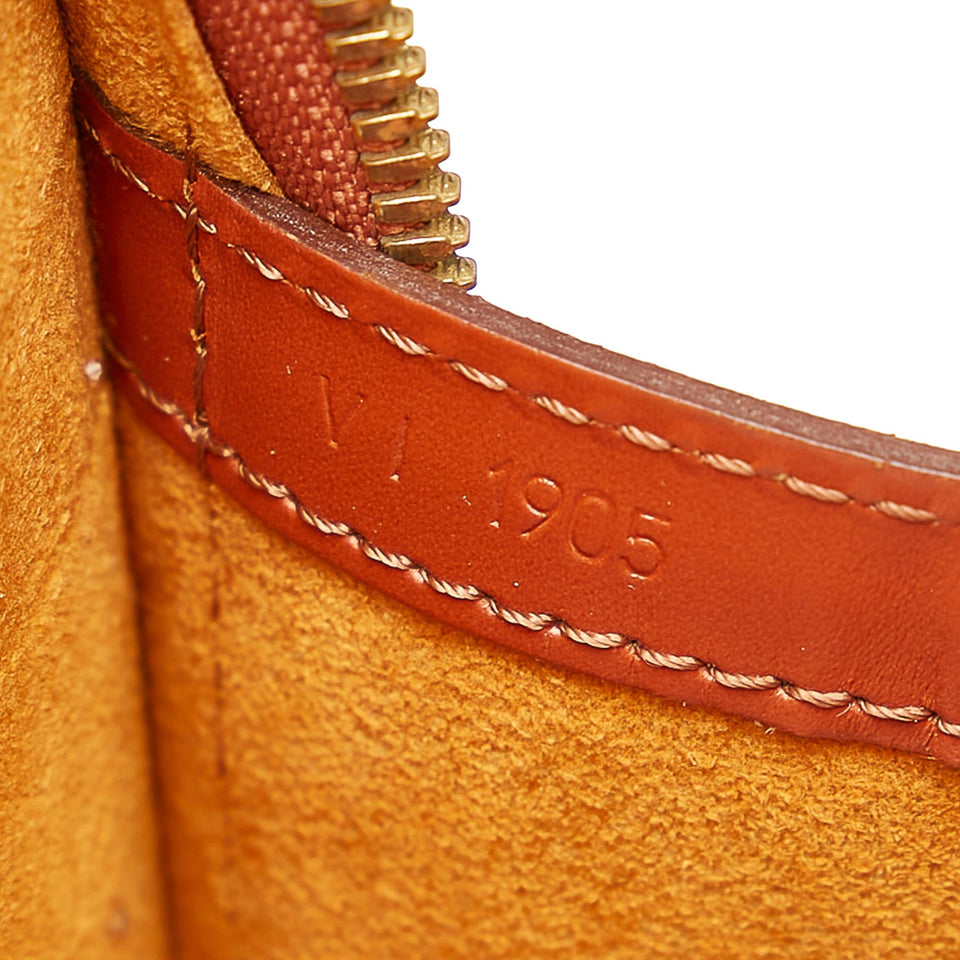 Louis Vuitton Epi Lussac (SHG-29127)