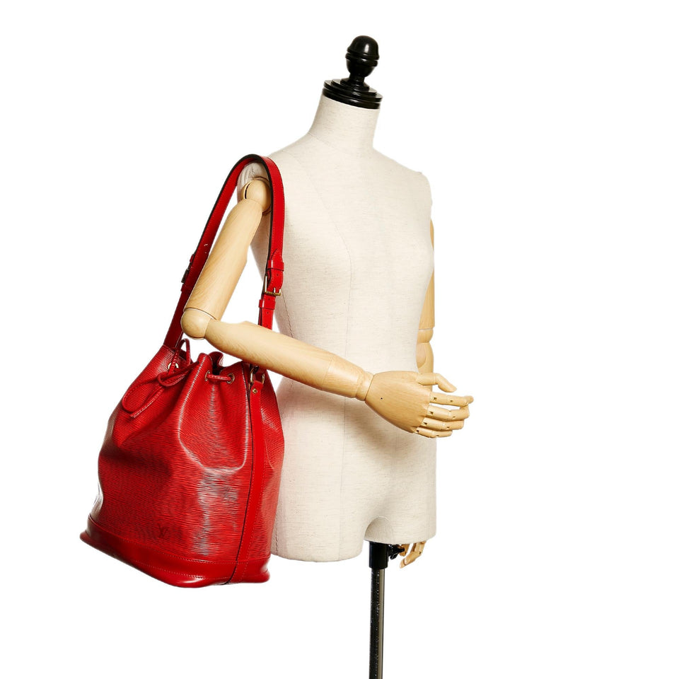 Louis Vuitton Epi Noe (SHG-28620)