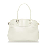 Louis Vuitton Epi Passy GM (SHG-31359)