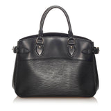 Louis Vuitton Epi Passy PM (SHG-27912)