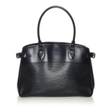 Louis Vuitton Epi Passy PM (SHG-28206)