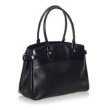 Louis Vuitton Epi Passy PM (SHG-28206)