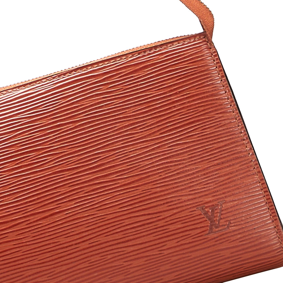 Louis Vuitton Epi Pochette Accessoires (SHG-1OzRb3)
