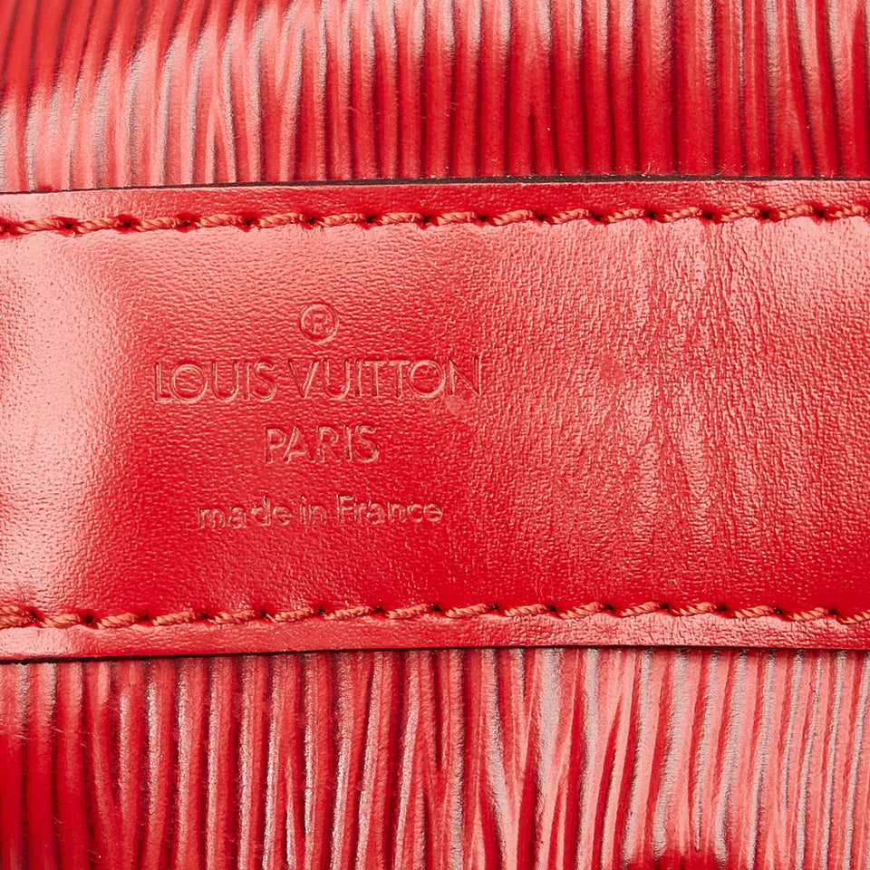 Louis Vuitton Epi Sac D Epaule PM (SHG-1ol2tz)