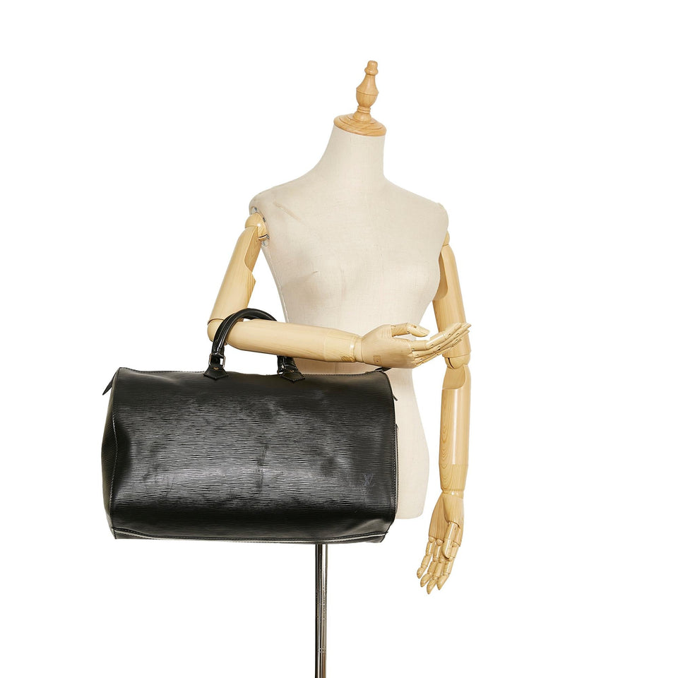 Louis Vuitton Epi Speedy 40 (SHG-RiKM9y)