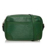 Louis Vuitton Epi Trocadero 24 (SHG-31399)