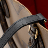Louis Vuitton Giant Monogram Onthego MM Tote (SHF-20188)