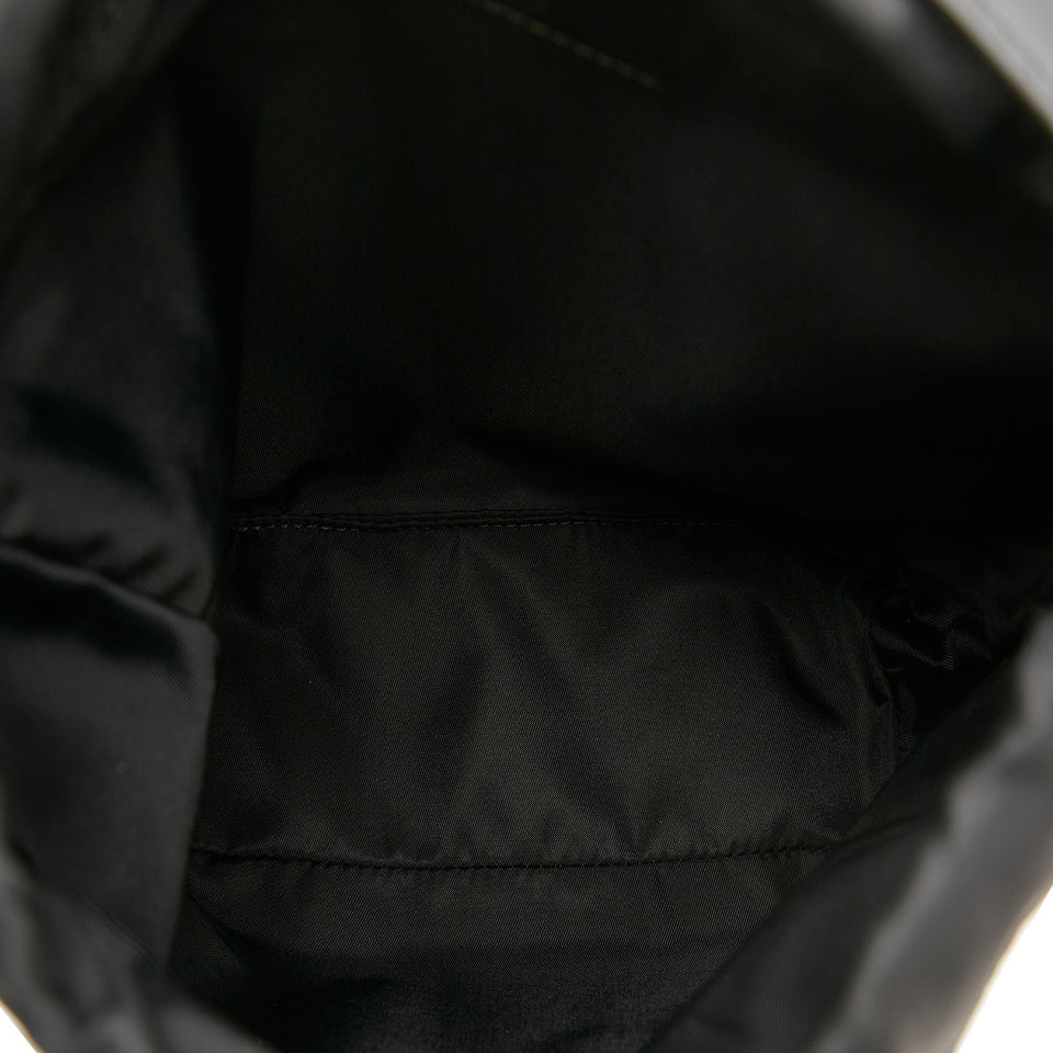 Louis Vuitton LV X Fragment Monogram Eclipse Bucket Bag (SHG-MQ6c0d)