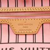 Louis Vuitton Limited Edition Monogram Canvas Jungle Dots Neverfull MM Tote (SHF-0Ykiw5)