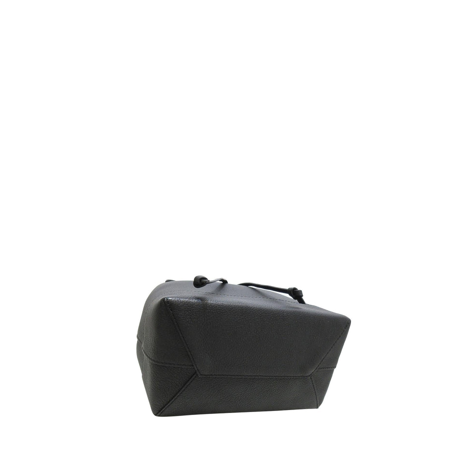 Louis Vuitton LockMe Backpack (SHG-uKWaci)