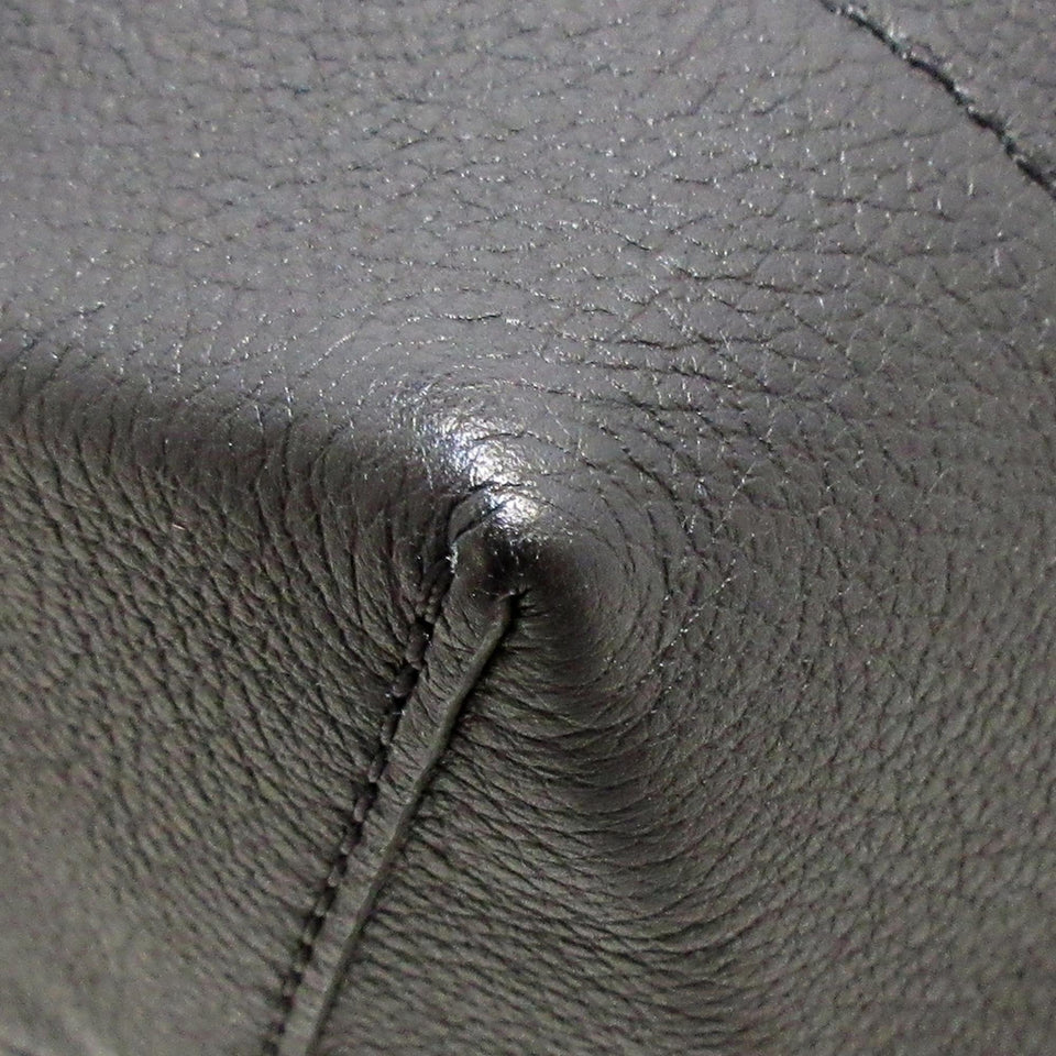 Louis Vuitton LockMe Backpack (SHG-uKWaci)