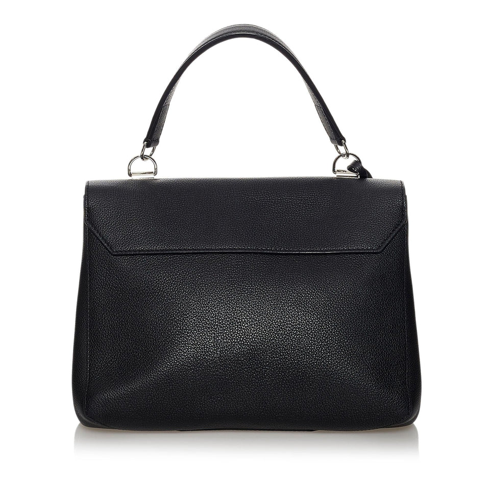 Louis Vuitton LockMe II (SHG-31266)