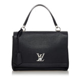 Louis Vuitton LockMe II (SHG-WIZtz2)