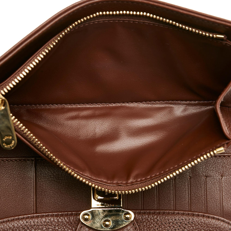 Louis Vuitton Mahina Amelia Wallet (SHG-p26LZu)