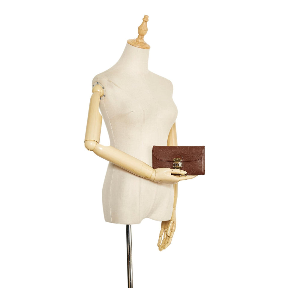 Louis Vuitton Mahina Amelia Wallet (SHG-p26LZu)