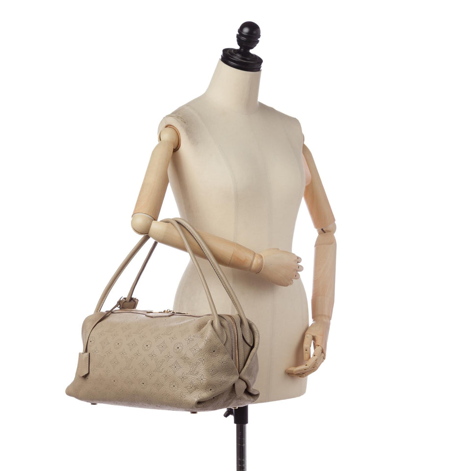 Louis Vuitton Mahina Galatea MM (SHG-35533)