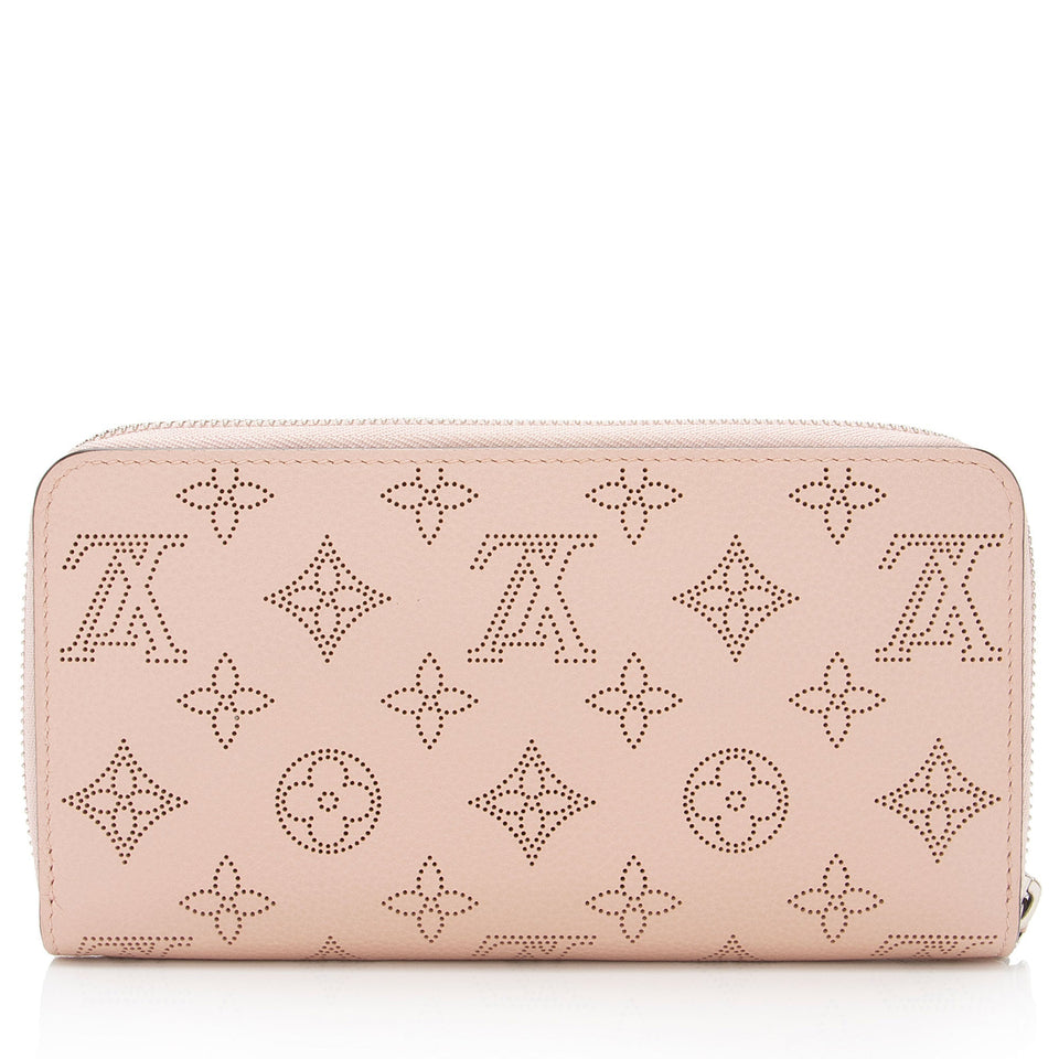 Louis Vuitton Mahina Leather Zippy Wallet (SHF-a6uo9m)