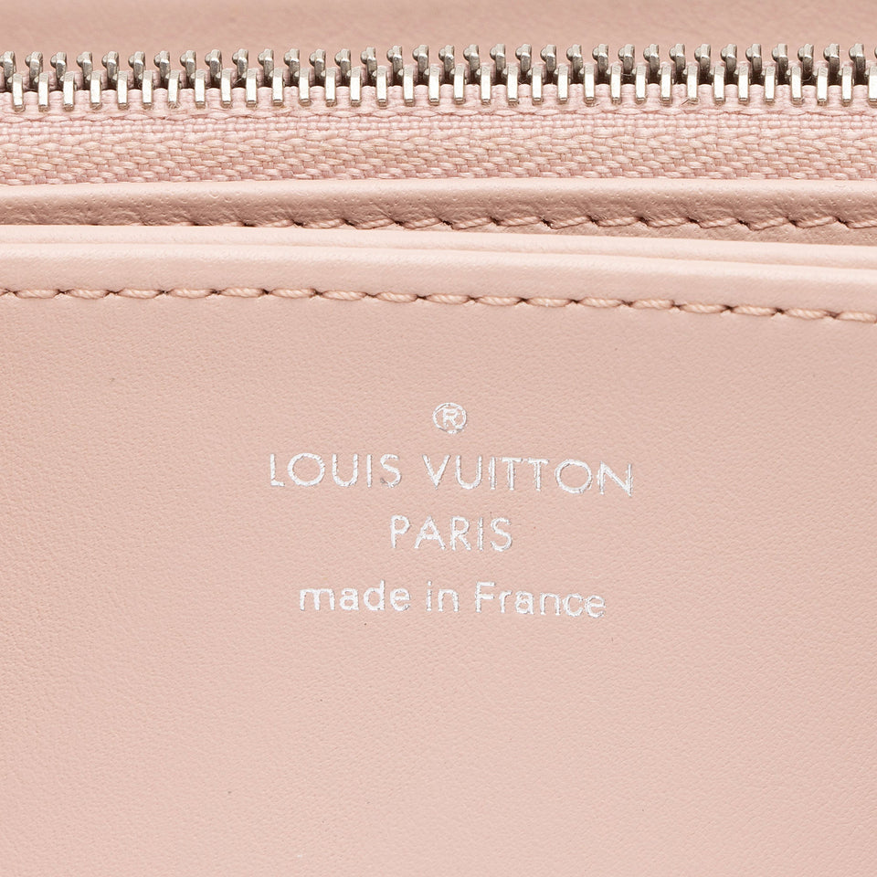 Louis Vuitton Mahina Leather Zippy Wallet (SHF-a6uo9m)