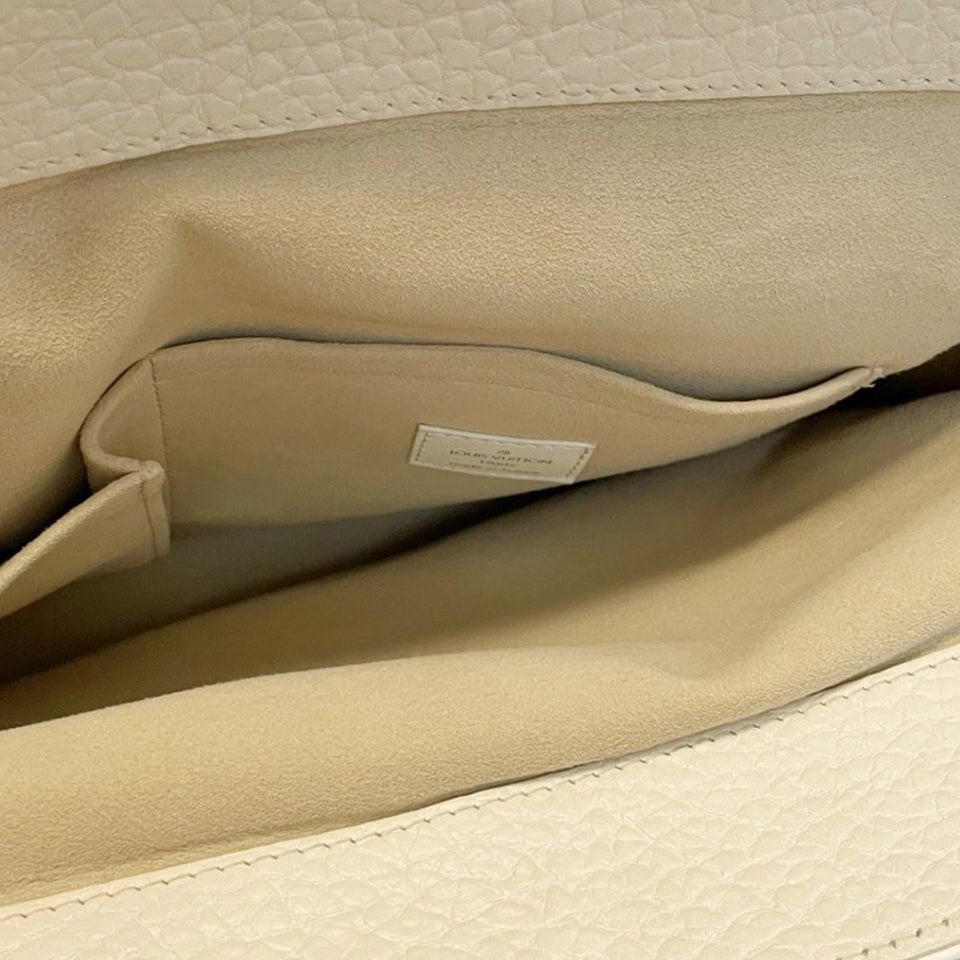 Louis Vuitton Mini Lin Trapeze GM (SHG-zMaNnE)