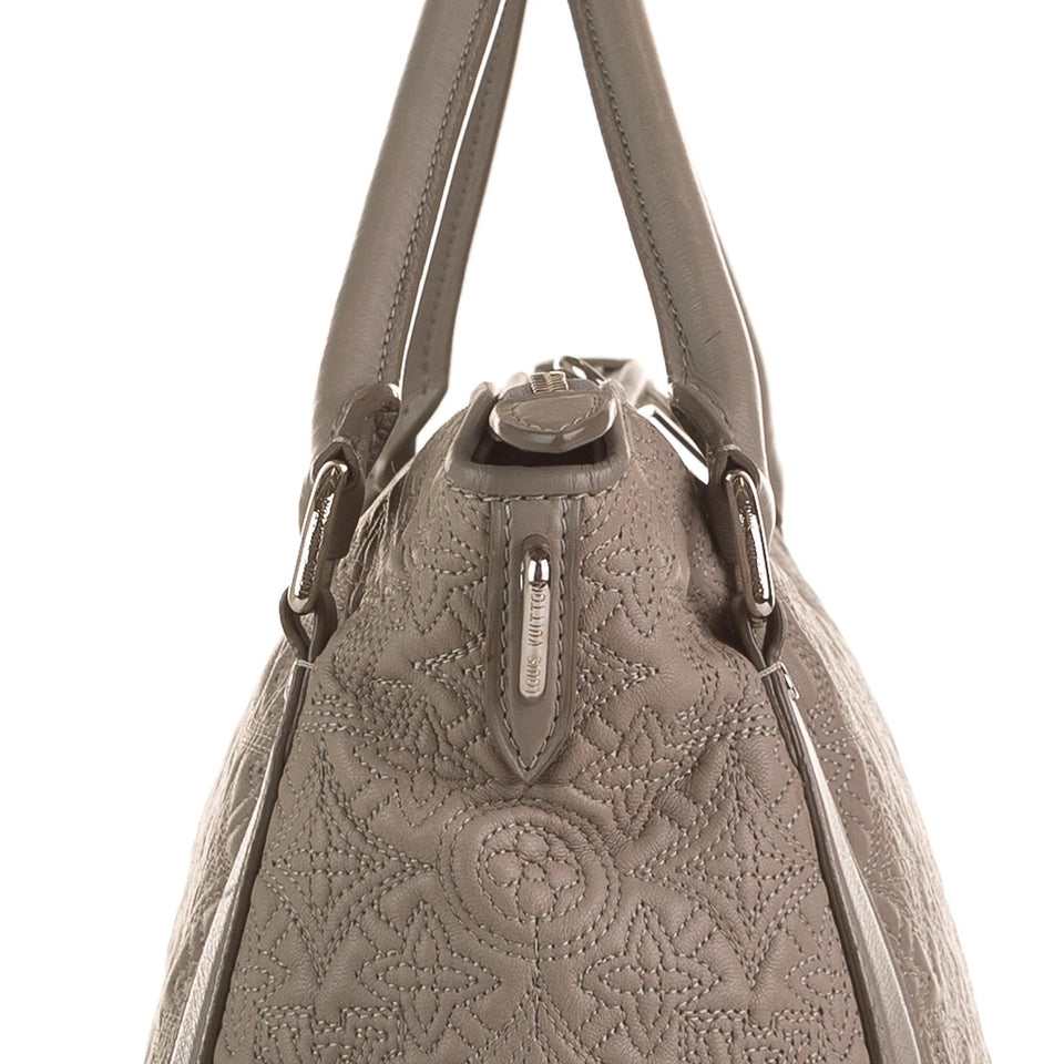 Louis Vuitton Monogram Antheia Ixia MM (SHG-qWx4GK)