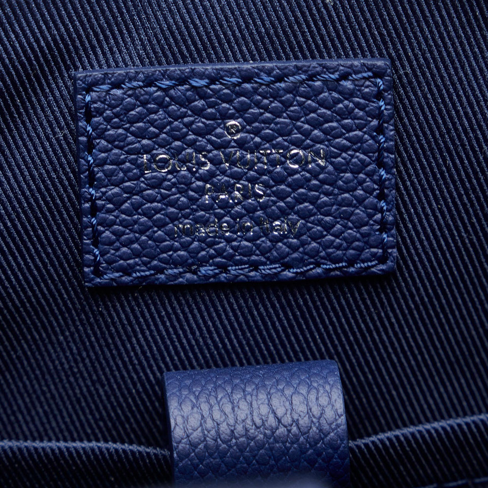 Louis Vuitton Monogram Bandana Randonnee PM (SHG-PakVdZ)