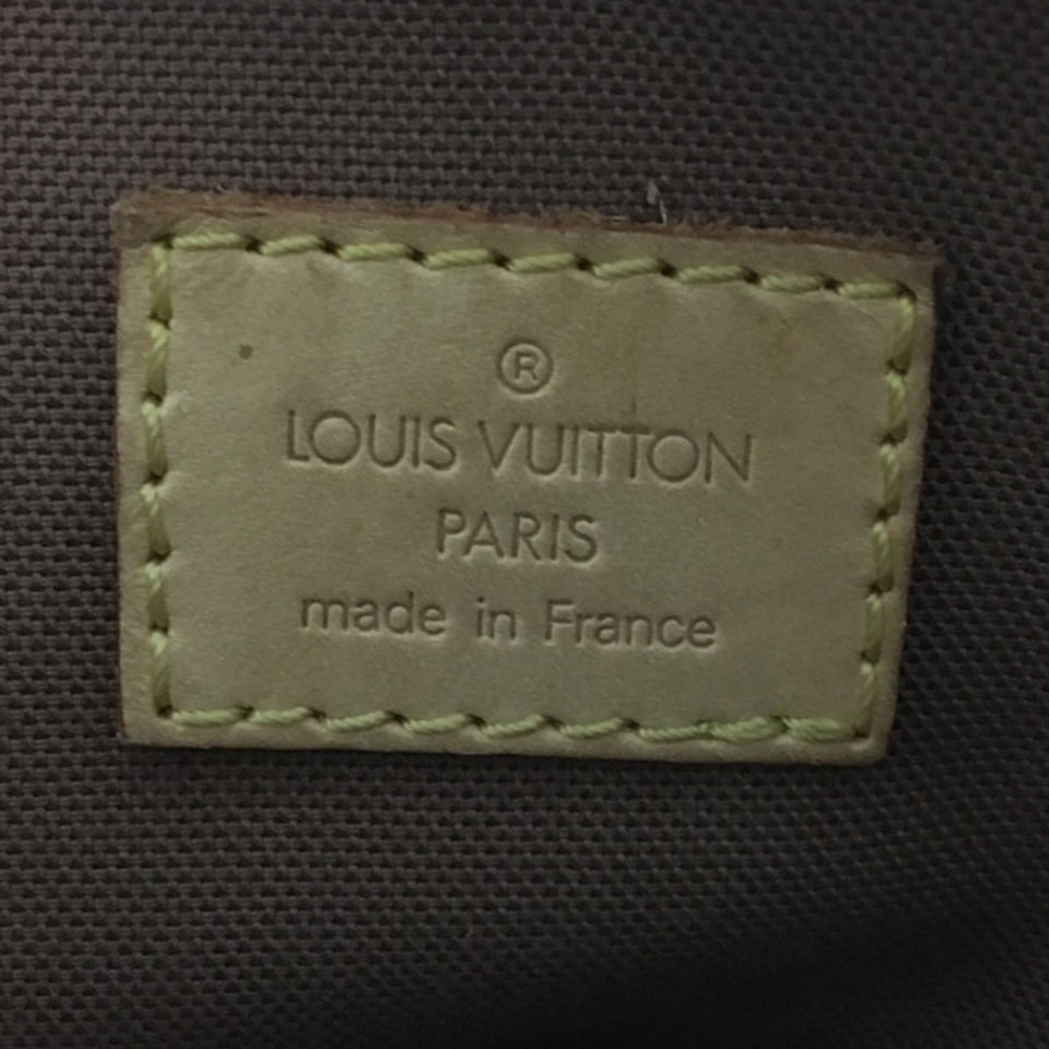 Louis Vuitton Monogram Batignolles Vertical (SHG-wmAUxH)