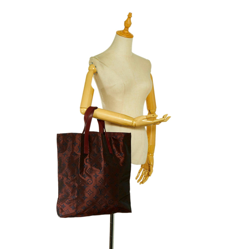 Louis Vuitton Monogram Cabas Escapade (SHG-37392)