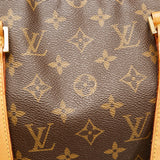 Louis Vuitton Monogram Cabas Mezzo (SHG-37670)