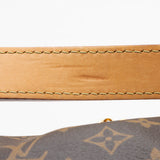 Louis Vuitton Monogram Canvas Berri MM Shoulder Bag (SHF-20906)