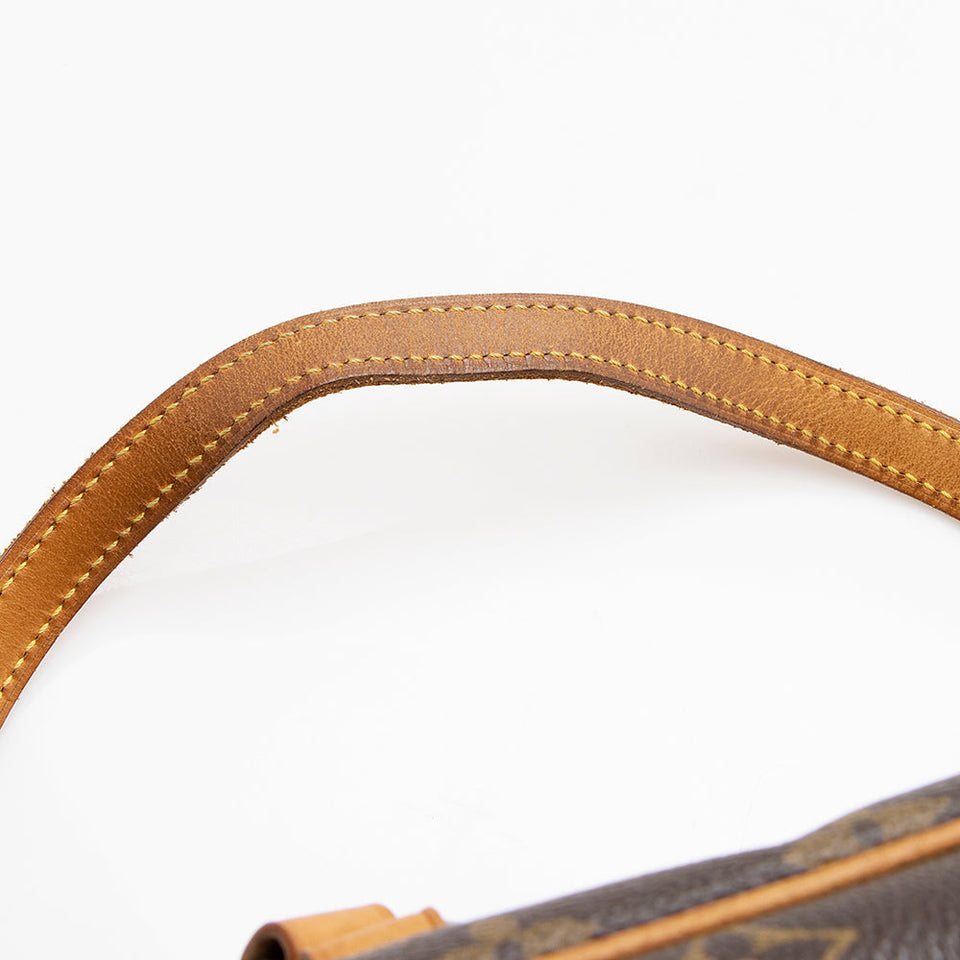 Louis Vuitton Monogram Canvas Cite MM Shoulder Bag (SHF-21163)