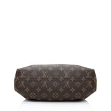 Louis Vuitton Monogram Canvas Clutch (SHF-aOWiSq)