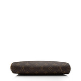 Louis Vuitton Monogram Canvas Eva Clutch (SHF-236o1o)
