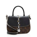 Louis Vuitton Monogram Canvas IT PM Chain Bag (SHF-21573)