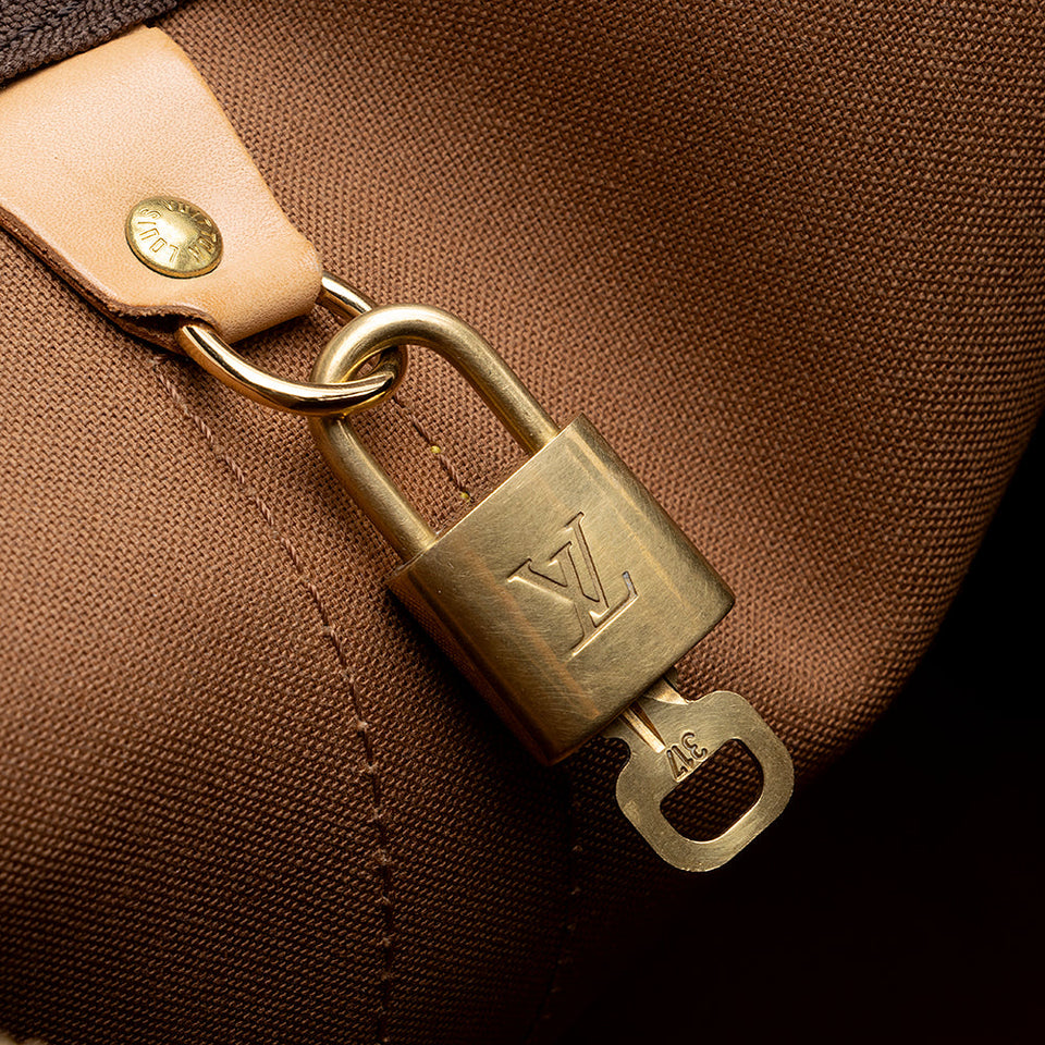 Louis Vuitton Monogram Canvas Keepall 55 Duffel Bag (SHF-21141)