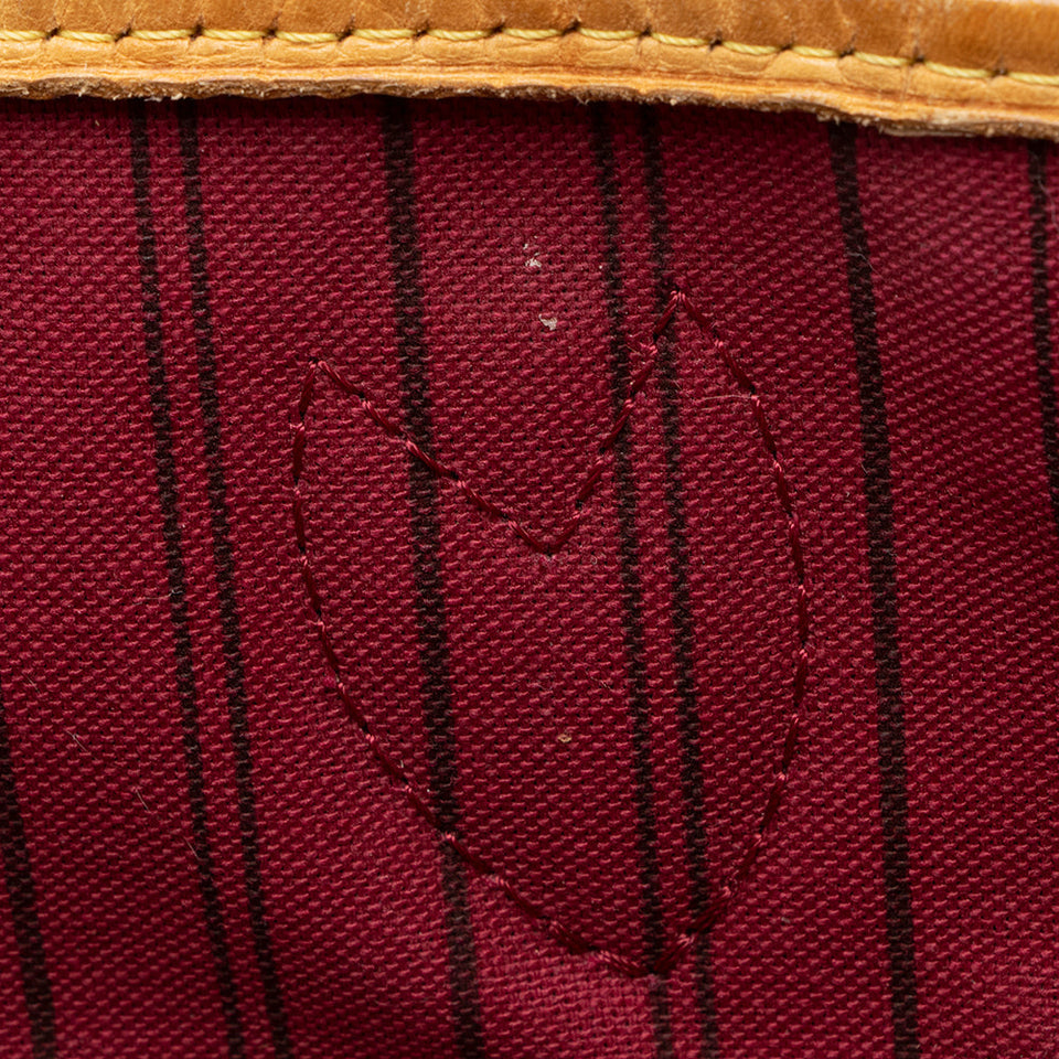Louis Vuitton Monogram Canvas Neverfull MM Tote (SHF-18540)