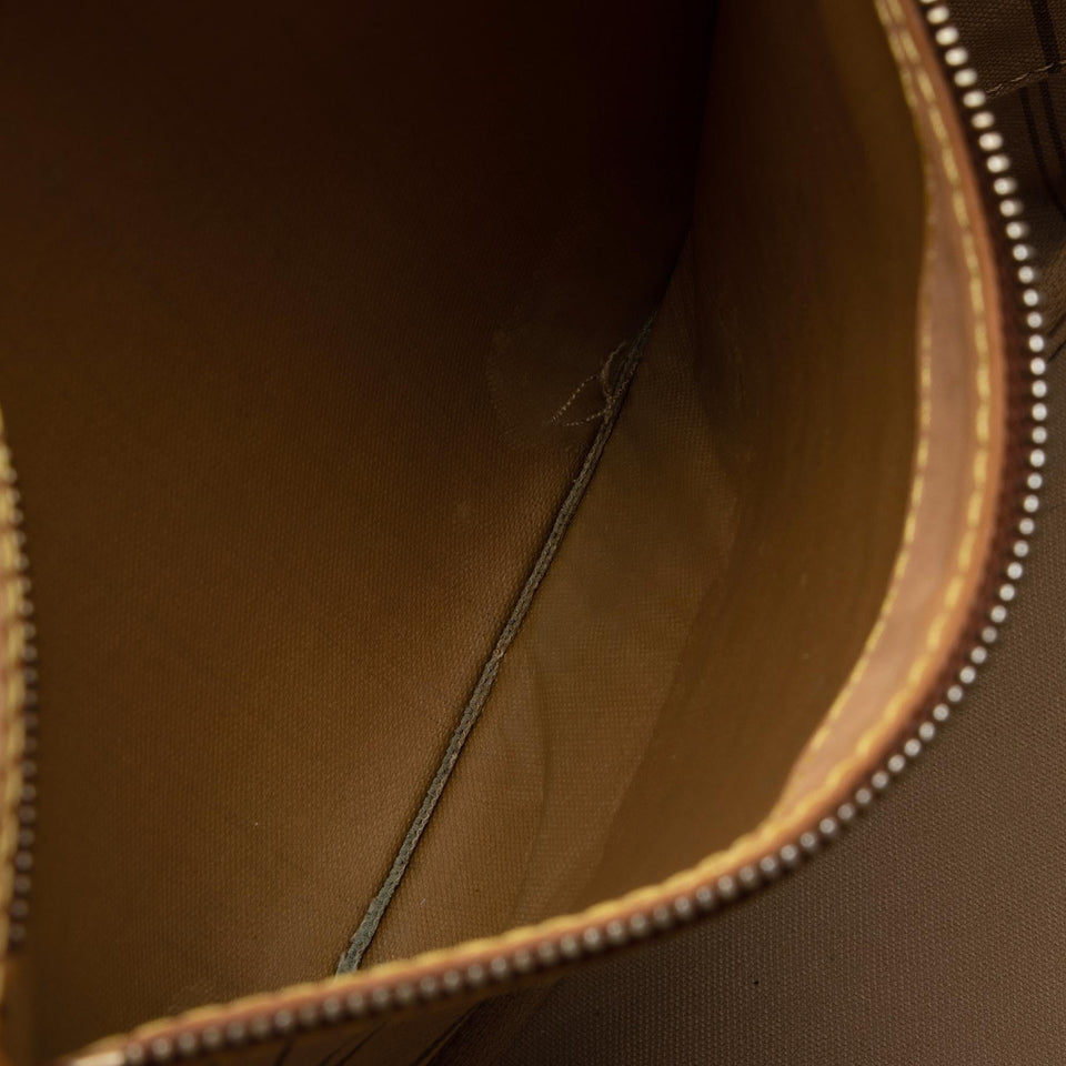 Louis Vuitton Monogram Canvas Neverfull MM Tote (SHF-HpIz6U)