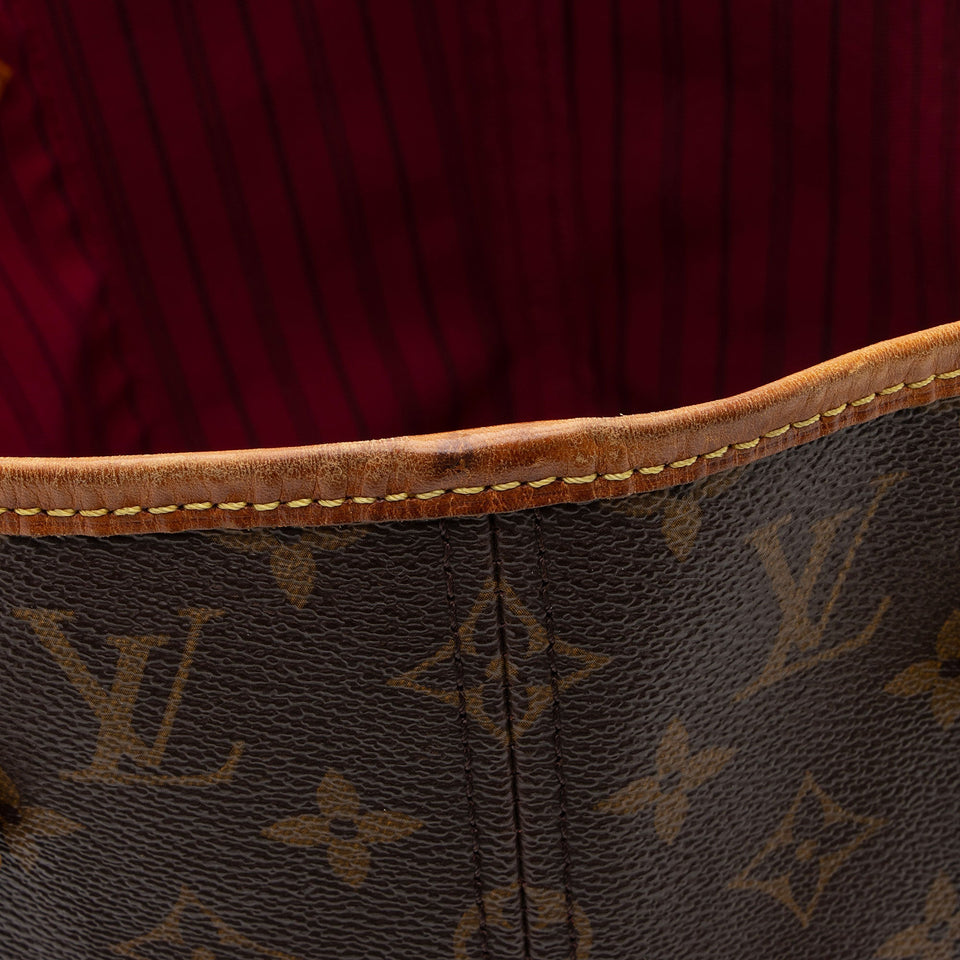 Louis Vuitton Monogram Canvas Neverfull MM Tote (SHF-VpGMHU)