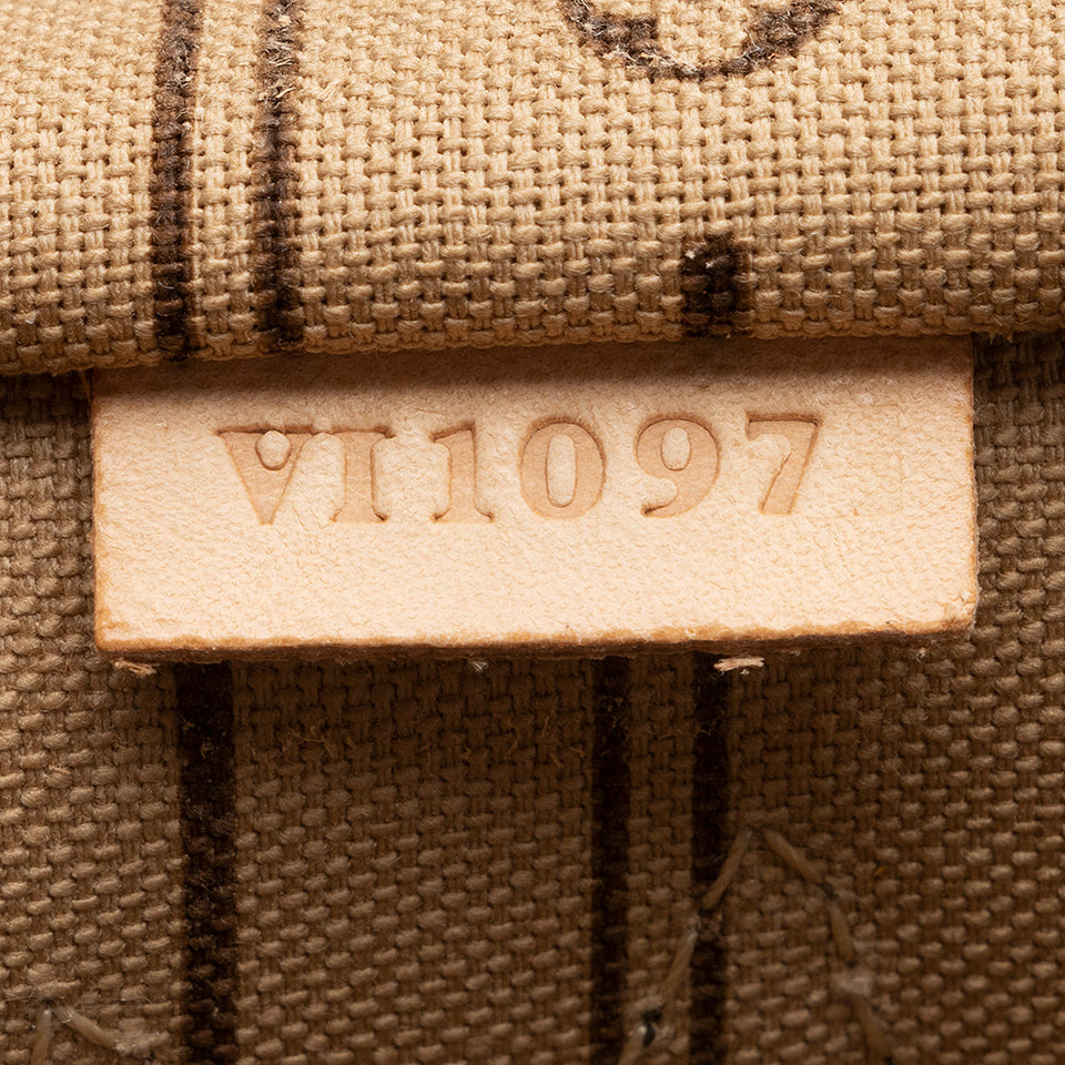 Louis Vuitton Monogram Canvas Neverfull PM Tote (SHF-16726)