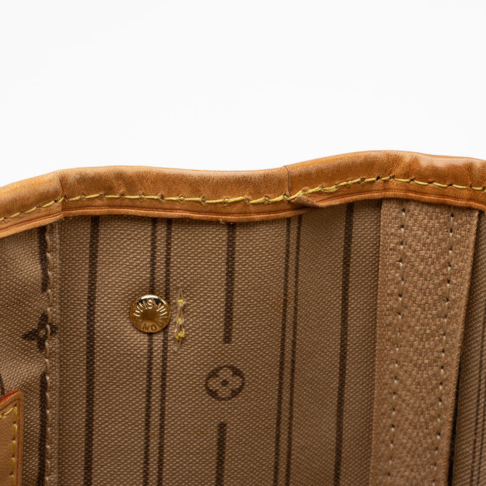 Louis Vuitton Monogram Canvas Neverfull PM Tote (SHF-16726)