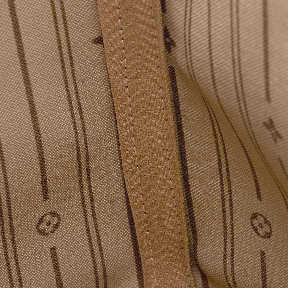 Louis Vuitton Monogram Canvas Neverfull PM Tote (SHF-20528)
