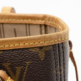 Louis Vuitton Monogram Canvas Neverfull PM Tote (SHF-s5qFrS)