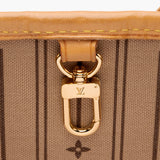 Louis Vuitton Monogram Canvas Neverfull PM Tote (SHF-d678bC)