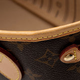 Louis Vuitton Monogram Canvas Neverfull PM Tote (SHF-d678bC)