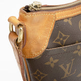 Louis Vuitton Monogram Canvas Odeon PM Shoulder Bag (SHF-22536)