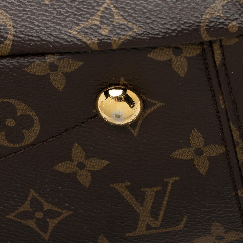Louis Vuitton Monogram Canvas Pallas Satchel (SHF-96JW7w)
